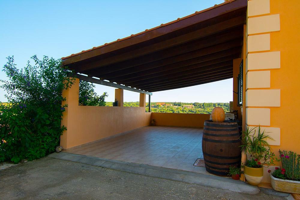 St George'S Castle House Villa Peratata Exterior photo